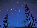 Незабываемое по красоте природное явление - метеоритные дожди, названные Персеидами в честь созвездия Персея, энтузиасты и юные астрономы смогут наблюдать на европейской части России в последний месяц лета