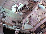 NASA: на Discovery зафиксировано около 25 сколов обшивки NASA: на Discovery зафиксировано около 25 сколов обшивки
