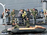 На военно-морском параде в Петербурге едва не утопили сторожевой корабль "Неукротимый" На военно-морском параде в Петербурге едва не утопили сторожевой корабль "Неукротимый"