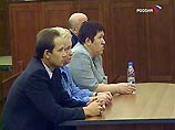Трое судей за мошенничество с московскими квартирами получили от 11 до 14 лет (ФОТО, ВИДЕО) Трое судей за мошенничество с московскими квартирами получили от 11 до 14 лет (ФОТО, ВИДЕО)
