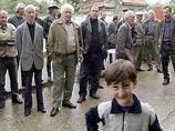 Беженцы из Абхазии захватили в Тбилиси здание военкомата Беженцы из Абхазии захватили в Тбилиси здание военкомата