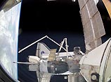 Экипаж шаттла Discovery на МКС не останется, так как теплозащитное покрытие шаттла в хорошем состоянии, сообщил во вторник командир экипажа МКС Сергей Крикалев Экипаж шаттла Discovery на МКС не останется, так как теплозащитное покрытие шаттла в хорошем состоянии, сообщил во вторник командир экипажа МКС Сергей Крикалев