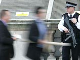 Около 6 тысяч вооруженных полицейских будут патрулировать станции метро и улицы города. Лондонская полиция готова в "нервному" четвергу
