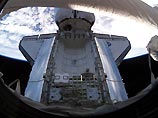 Шаттл Discovery сегодня завершает свою миссию на Международной космической станции. Как сообщили ИТАР-ТАСС в группе NASA в подмосковном Центре управления полетами, "в 10:39 мск корабль должен отстыковаться от МКС и начать автономный полет к Земле"