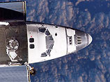 Накануне NASA отменило первую после гибели шаттла Columbia посадку буквально за 15 минут до того, как "челнок" должен был начать маневр по сходу с орбиты. Такое решение было принято из-за низкой облачности в районе космодрома