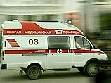 Десять человек направляются в больницы на машинах "скорой помощи"