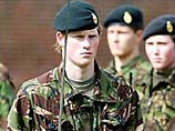 Принцу Гарри, который заканчивает первый семестр в Сандхерсте (Военном училище сухопутных войск в Великобритании), велели продолжить совершенствовать свои солдатские навыки и освоить уборку туалетов