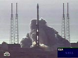 В 15:43 по московскому времени американский космический зонд Mars Reconnaissance Orbiter стартовал с космодрома на мысе Канаверал (штат Флорида) с помощью ракеты-носителя Atlas-5. Запуск прошел успешно