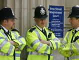 Британские полицейские из солидарности с мусульманами надели зеленые ленты