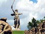 Статую "Рабочий и колхозница" россияне назвали  символом страны