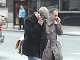 Люди с мобильными телефонами чаще опаздывают на встречи Люди с мобильными телефонами чаще опаздывают на встречи