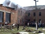 "Передо мной женщина говорила, что чувствовала, как горит ее рука. Мое мнение однозначно: во время штурма использовался напалм", - высказал предположение о причинах пожара в спортзале свидетель Эльбрус Тетов "Передо мной женщина говорила, что чувствовала, как горит ее рука. Мое мнение однозначно: во время штурма использовался напалм", - высказал предположение о причинах пожара в спортзале свидетель Эльбрус Тетов