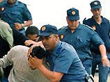 Полиция ЮАР задержала 20 опасных преступников, пригласив их на VIP-вечеринку Полиция ЮАР задержала 20 опасных преступников, пригласив их на VIP-вечеринку