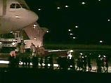 Десятки пассажиров самолета А-330 австралийской авиакомпании Qantas Airways получили ранения после того, как лайнер из-за задымления в салоне совершил экстренную посадку в аэропорту Кансай на востоке главного японского острова Хонсю