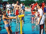 В американском аквапарке 2000 посетителей подхватили кишечную инфекцию В американском аквапарке 2000 посетителей подхватили кишечную инфекцию