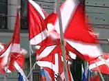 Le Monde: Кремль готовит "Наших" для расстрела "оранжевых" революций Le Monde: Кремль готовит "Наших" для расстрела "оранжевых" революций