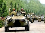 Эти китайско-российские маневры "Мирная миссия – 2005", имитирующие морскую блокаду прибрежной провинции Шаньдун с применением кораблей, боевых самолетов и танков-амфибий, до боли напоминает сценарий удушения Тайваня Эти китайско-российские маневры "Мирная миссия – 2005", имитирующие морскую блокаду прибрежной провинции Шаньдун с применением кораблей, боевых самолетов и танков-амфибий, до боли напоминает сценарий удушения Тайваня
