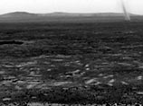 Несмотря на незначительные неисправности, аппарат смог подняться на один из самых высоких холмов в зоне своей посадки - Husband Hill - и передать на Землю уникальные фотографии ландшафта Марса
