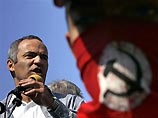 Нацболы пообещали устроить власти "веселую и нескучную жизнь" Нацболы пообещали устроить власти "веселую и нескучную жизнь"