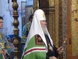 Патриарх Алексий возглавил Крестный ход в Московском Кремле