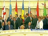 Le Monde: Саммит СНГ выявил трещины в постсоветском пространстве Le Monde: Саммит СНГ выявил трещины в постсоветском пространстве