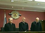 Военная коллегия Верховного суда РФ отменила оправдательный приговор по делу спецназовцев Эдуарда Ульмана, обвинявшегося в убийстве мирных жителей в Чечне. Суд направил дело Ульмана на новое рассмотрение в Северокавказский окружной военный суд Военная коллегия Верховного суда РФ отменила оправдательный приговор по делу спецназовцев Эдуарда Ульмана, обвинявшегося в убийстве мирных жителей в Чечне. Суд направил дело Ульмана на новое рассмотрение в Северокавказский окружной военный суд