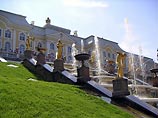 Российская столица фонтанов - Петергоф отмечает 300-летие Российская столица фонтанов - Петергоф отмечает 300-летие