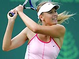 Мария Шарапова вышла в полуфинал US Open, обыграв Надежду Петрову