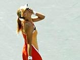 Российская теннисистка Елена Дементьева не смогла выйти в финал Открытого чемпионата США по теннису. В пятницу она проиграла француженке Мари Пирс в трех сетах в одиночном разряде у женщин