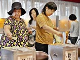 В Японии проходят внеочередные парламентские выборы