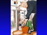 55-летний Кристиан Кох из федеральной земли Саксония способен изготовлять топливо не только из дохлых кошек, но и из трупов других животных 55-летний Кристиан Кох из федеральной земли Саксония способен изготовлять топливо не только из дохлых кошек, но и из трупов других животных