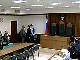 14 сентября заседание было отложено в связи с госпитализацией в 50-ю горбольницу единственного адвоката Ходорковского - Генриха Падвы, который может представлять его интересы в суде второй инстанции