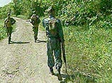 В горах на юге Чечни пятеро милиционеров подорвались на бомбе В горах на юге Чечни пятеро милиционеров подорвались на бомбе
