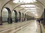 Старый вестибюль станции метро "Маяковская" закрыт