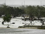 Около миллиона человек на юге США остаются без электричества из-за ураганов "Рита" и Katrina