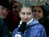 Скандал во время прямого эфира Путина: избит правозащитник, желавший говорить с президентом Скандал во время прямого эфира Путина: избит правозащитник, желавший говорить с президентом
