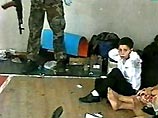 Бывшая заложница: террористы заранее завезли и хранили оружие под полом в бесланской школе


