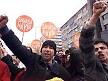 Выяснилось, что у образованного меньшинства населения, которое читает книги, не последнюю роль в формировании представлений о Евросоюзе играет турецкий бестселлер "Стальная атака" Выяснилось, что у образованного меньшинства населения, которое читает книги, не последнюю роль в формировании представлений о Евросоюзе играет турецкий бестселлер "Стальная атака"