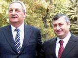Лидеры Абхазии и Южной Осетии заявили, что вывод российских миротворцев приведет к непредсказуемым последствиям