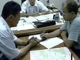 "В районе поселка Южные Коряки взрываются боеприпасы на военных складах, организована эвакуация населения", - сказал он. По его данным, пожар на военных складах начался примерно в 03:30 по местному времени "В районе поселка Южные Коряки взрываются боеприпасы на военных складах, организована эвакуация населения", - сказал он. По его данным, пожар на военных складах начался примерно в 03:30 по местному времени