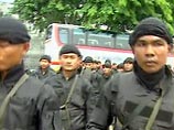 Действующие на юге Таиланда исламские террористы на протяжении минувших суток застрелили пятерых солдат и обезглавили мирного жителя, сообщает в четверг таиландская печать Действующие на юге Таиланда исламские террористы на протяжении минувших суток застрелили пятерых солдат и обезглавили мирного жителя, сообщает в четверг таиландская печать
