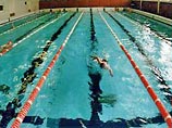 Во время тренировки током поразило бассейн спорткомплекса в Запорожье: 60 детей пострадали
