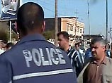 Смертник взорвал в Багдаде машину, начиненную взрывчаткой: 6 погибших, 2 раненых
Смертник взорвал в Багдаде машину, начиненную взрывчаткой: 6 погибших, 2 раненых