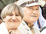 Итальянская La Stampa посвящает обзорный материал Елене Батуриной - единственной российской женщине-миллиардеру, супруге мэра Москвы Юрия Лужкова. Батурина, как подчеркивает итальянская газета, против того, чтобы ее называли женой мэра Итальянская La Stampa посвящает обзорный материал Елене Батуриной - единственной российской женщине-миллиардеру, супруге мэра Москвы Юрия Лужкова. Батурина, как подчеркивает итальянская газета, против того, чтобы ее называли женой мэра