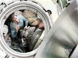 "Союз ТМА-6" перед расстыковкой с МКС "Союз ТМА-6" перед расстыковкой с МКС