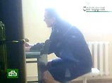 Федеральная служба исполнения наказаний (ФСИН) объявила о том, что осужденных Михаила Ходорковского и Платона Лебедева отправили из СИЗО "Матросская Тишина" в колонию общего режима, где они будут отбывать свои 8-летние сроки Федеральная служба исполнения наказаний (ФСИН) объявила о том, что осужденных Михаила Ходорковского и Платона Лебедева отправили из СИЗО "Матросская Тишина" в колонию общего режима, где они будут отбывать свои 8-летние сроки