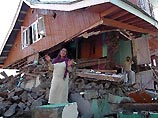 В Индии в результате землетрясения погибли не менее 1300 человек