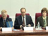 Центризбирком в значительной степени удовлетворил жалобы вице-спикера Госдумы Владимира Жириновского и главного редактора газеты "Московский комсомолец" Павла Гусева на изъятие 39-го номера газеты "МК в Белгороде" Центризбирком в значительной степени удовлетворил жалобы вице-спикера Госдумы Владимира Жириновского и главного редактора газеты "Московский комсомолец" Павла Гусева на изъятие 39-го номера газеты "МК в Белгороде"
