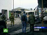 Все огневые точки в Нальчике подавлены. "Газель", на которой боевики бежали из 3-го ОВД, врезалась в дерево (ФОТО) Все огневые точки в Нальчике подавлены. "Газель", на которой боевики бежали из 3-го ОВД, врезалась в дерево (ФОТО)