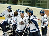 В российской хоккейной Суперлиге лидеры побеждают синхронно
В российской хоккейной Суперлиге лидеры побеждают синхронно